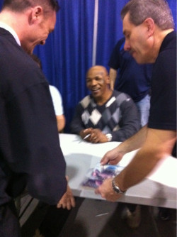 overdouche:  Met mike Tyson told him I lost