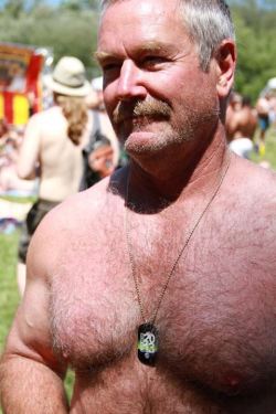 Bears, daddy, handsome older man, mature