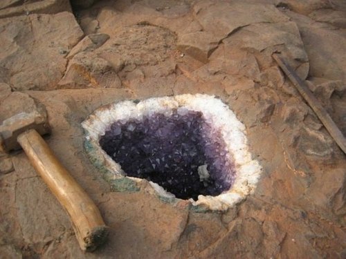 geologypage: Amethyst geode in its parent rock | #Geology #GeologyPage #Geode Geology Pagewww.geolog