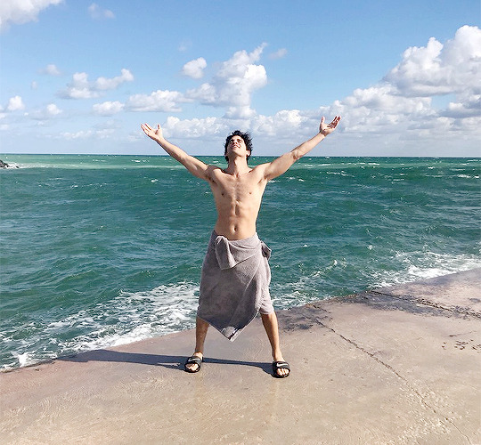 princedarrencriss:DarrenCriss: That time it was the last day of shooting and we spent