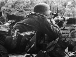 demdeutschenvolke:  Finnish Sniper aiming