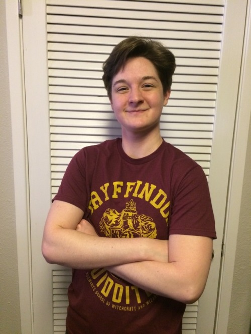 Here is the photo update for shot day. First shot day of 2018! And yes, that is a Gryffindor shirt I