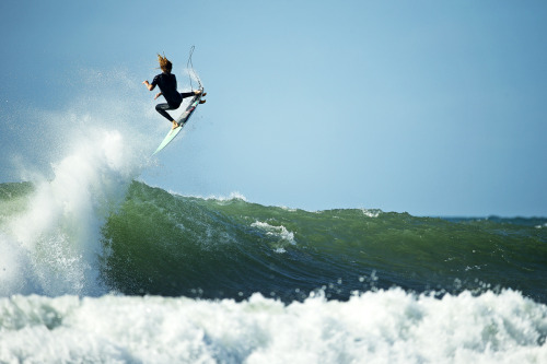 surfahh: getpiped: Jake Fissenden by Matt O’brien ☯