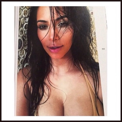 XXX Kim Kardashian photo