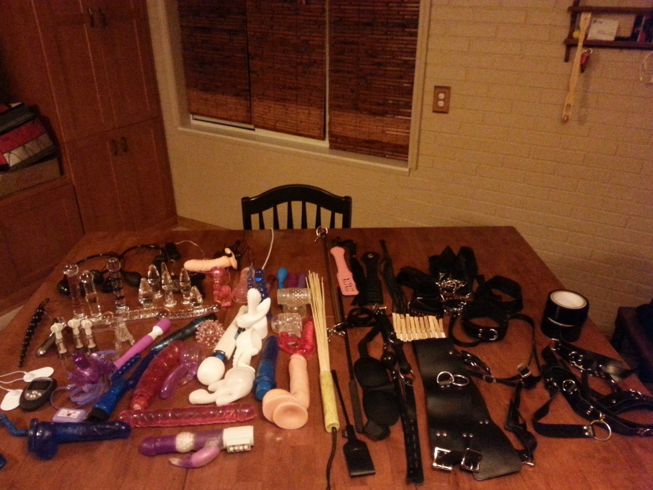 maturelesbian:  What a great toy collection!! ♥
