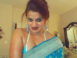 Marriedladies:  Hot And Beautiful Bhabi Ji