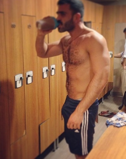 Follow my two hairy men blogs: http://sambrcln.tumblr.com http://hairysex.tumblr.com