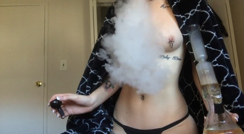 -miranda-ann:  • blanket capes & bong hits •