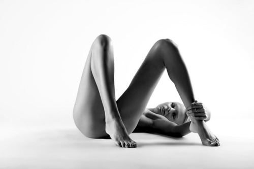 cpswiss:  Black & White par casanova75Black / White Nude Photos