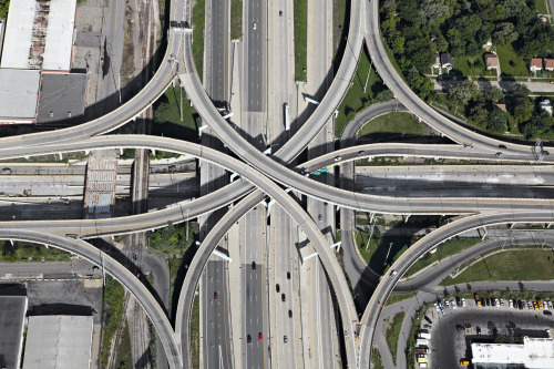 bobbycaputo:  Aerial Freeway Photos Give Engineers Their Due as Geometric Artists  For most of us, freeway interchanges are just something we use to get from one place to the next. For photographer Peter Andrew, they’re art. For several years, he’s