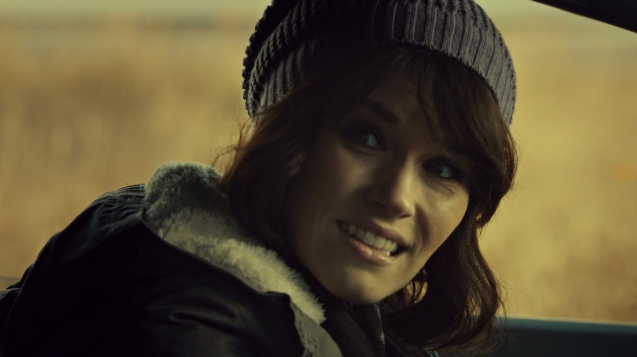 lucasandemily:   Nathan: “Parker.” Paige: “Oh, I, did. Actually, I didn’t
