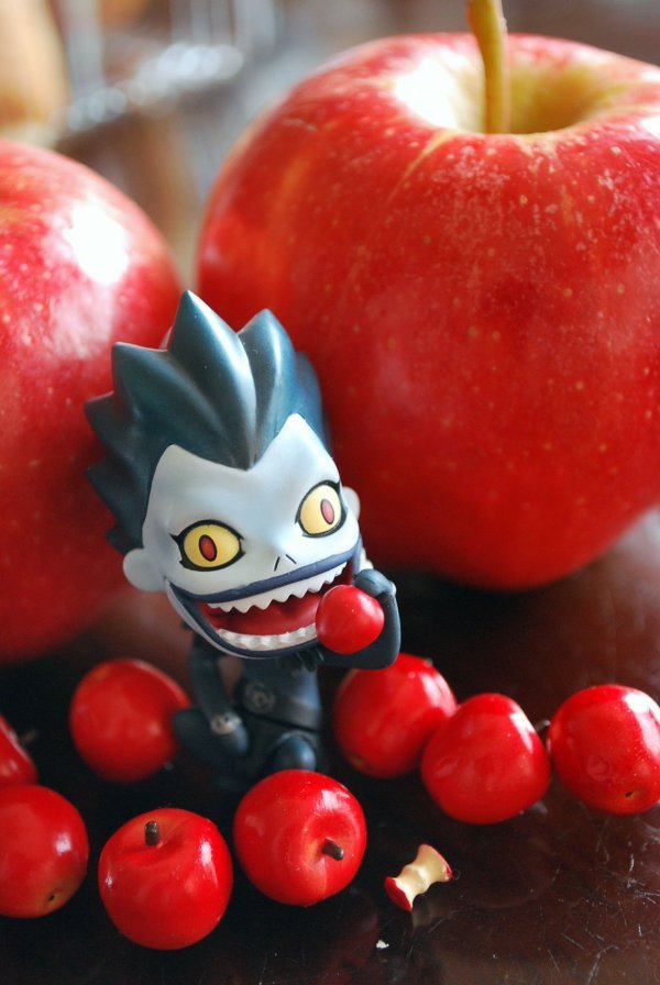 deathnotefansite:
“Apples by yukihana5
”