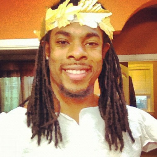 thoughtsofablackgirl:  My Richard Sherman Appreciation Post.This man is so freaking handsome! And he wears bow-ties. Yaaaassss laaaaaaawd! lol :)  