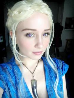 missharpersworld:  steinerkd:  Daenerys Targaryen “Khaleesi” Cosplay.  she even got the eyes right - GoT show runners take note 