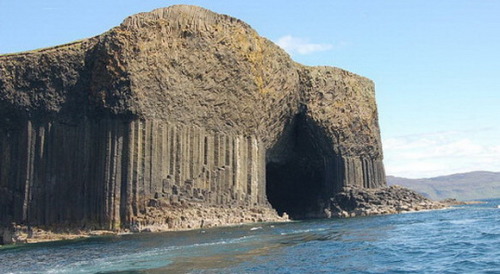 flowing-more-freely-than-wine:Fingal’s Cave, UK “Its size and naturally arched roof, and the eerie sounds produced by the echoes of waves, give it the atmosphere of a natural cathedral. The cave’s Gaelic name, An Uaimh Bhinn, means ‘the melodious