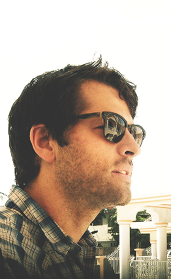 cheekycas:  Misha Collins in Haiti 2013courtesy of Rae 