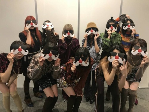 E-girls // Music Station twitter - 22.12.2017