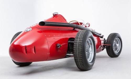 Sex coolerthanbefore:  1990 Maserati 250F recreation pictures