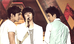 hyuncafe:  Favourite Super Junior TV Performances 2/20 | It’s You Music Core 20090613