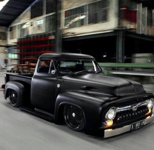 Pin Ups, Rat Rods and Hot Rodz