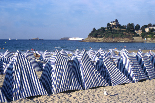 Plage de l'Ecluse - Dinard, Ille et Vilaine - Bretagne. Fonte : www.super-voyage.frvia tinamotta.tum