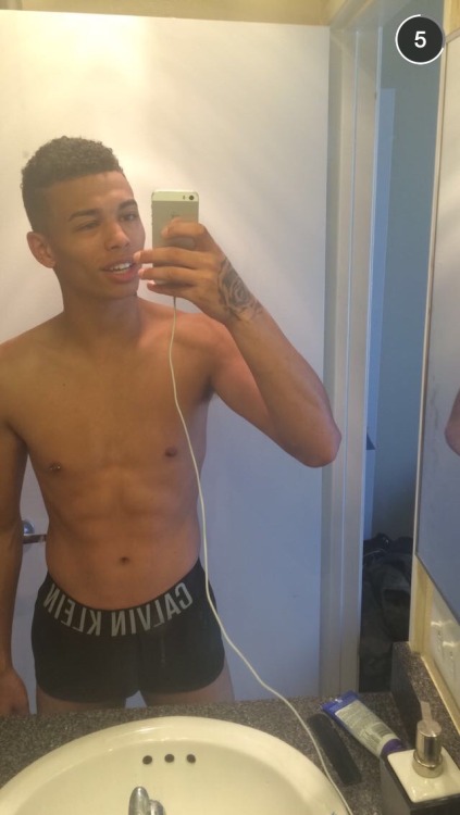 dshaepeee:  tretizzle:  dshaepeee appreciation post.  😁