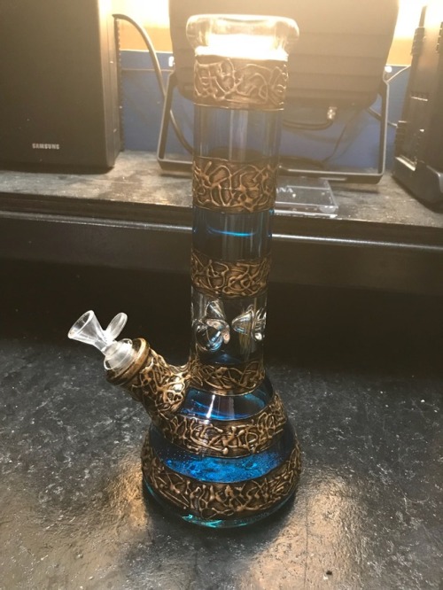 So excited about our new bong!!!