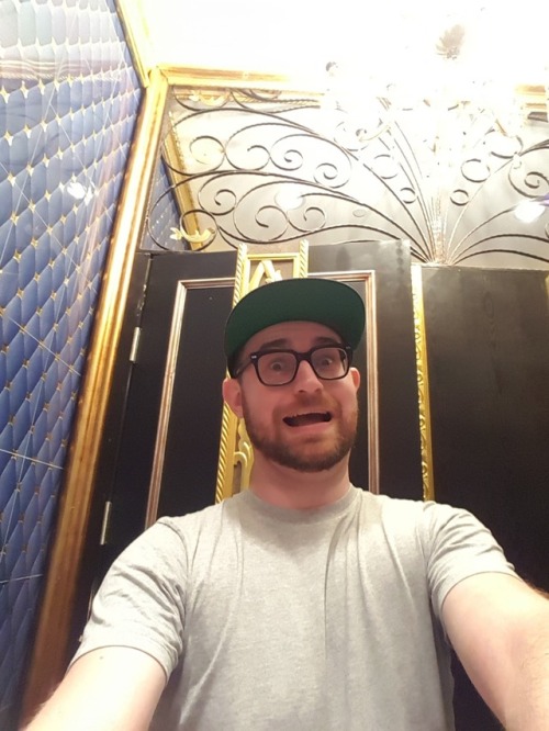 masc4cruller: Since @goldfarts won’t make his own 7 selfies (tagged by @otter4hwpdumplings) I 