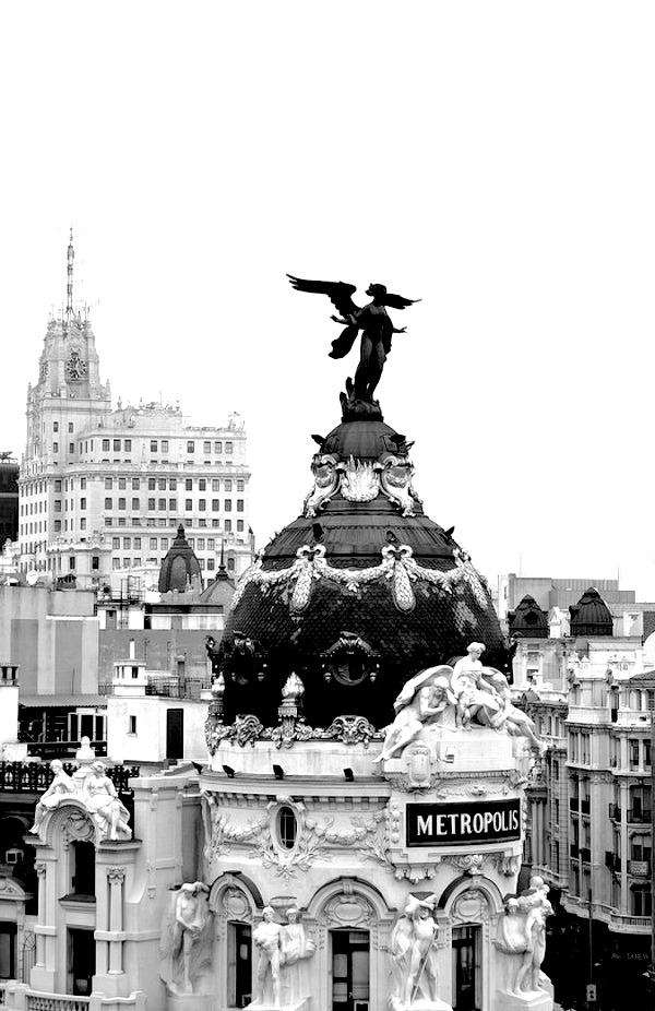 dopediamond:  Dope…Metropolis Building, Madrid 
