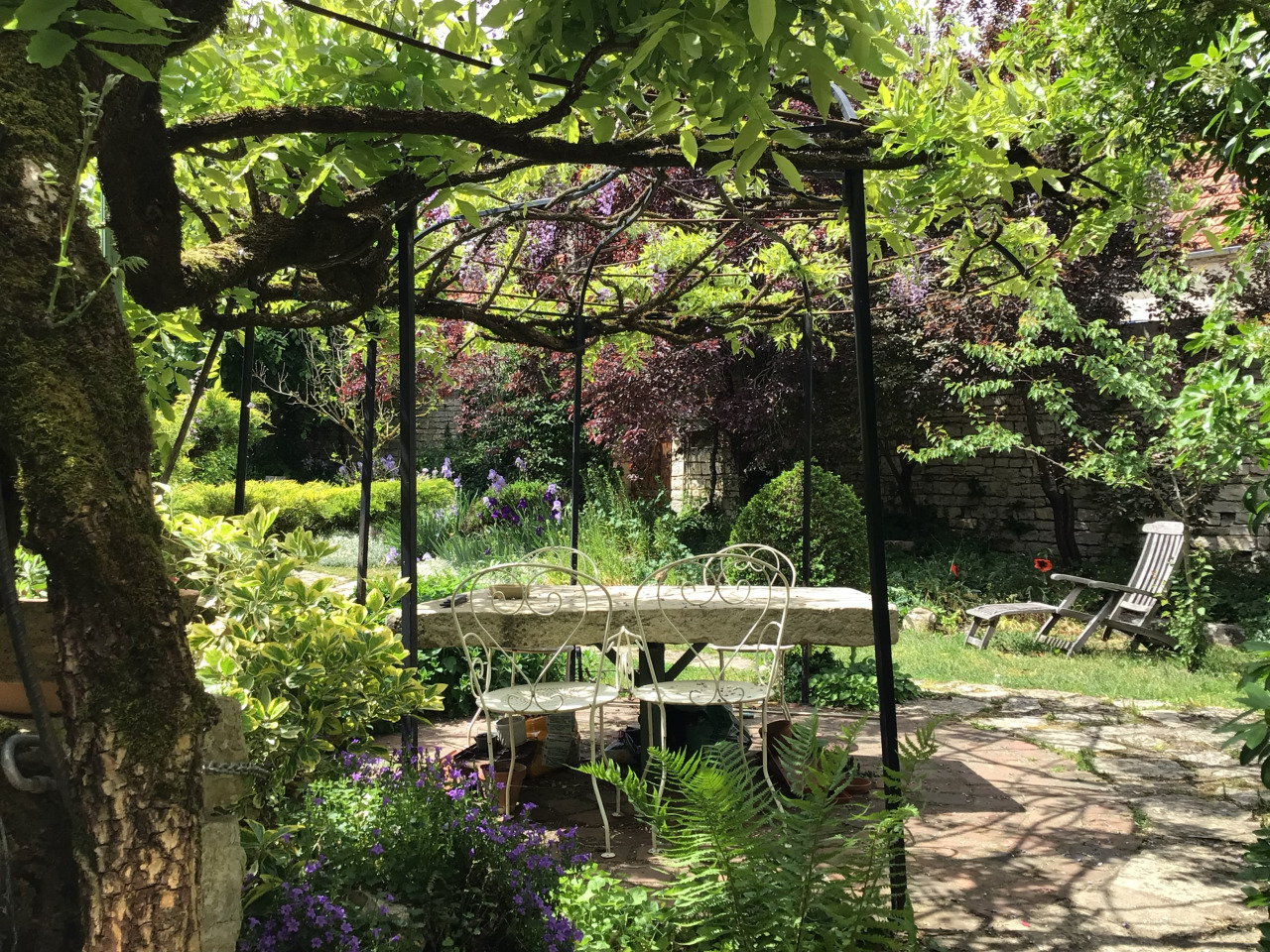 Sunday morning #french countryside #Our French Country Life #arbor#garden#wisteria#garden table#Bourgogne #expat in france