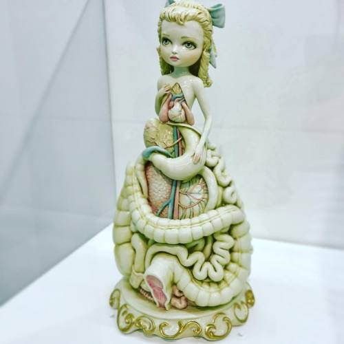 kaoruhasegawaartworks:
“ この子も良かった🍗🍖💕 #markryden #hidarizingaro (Hidari Zingaro)
”