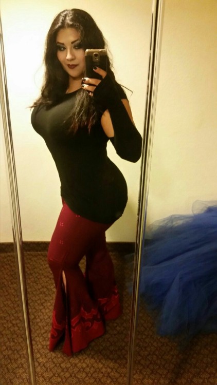 ivydoomkitty:  😍 These pants