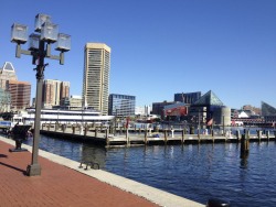 travelling-artist:  Inner Harbor, Baltimore, MD  Holy fuck I miss my city