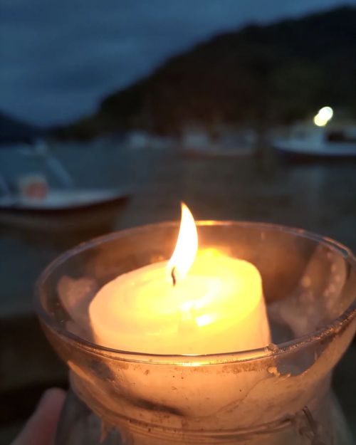 Luz Para Que Os Caminhos Sempre Se Mantenham Abertos! #luz #angradosreis (at Angra Dos Reis, Rio De Janeiro,
