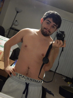 rustymcmann:  itsahosie:  So i dont have the perfect 6 pack body but i’m happy with it.  I’ll take somma that!!