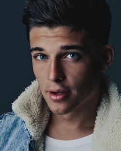 boidolatry:Sean O’Donnell by smltd