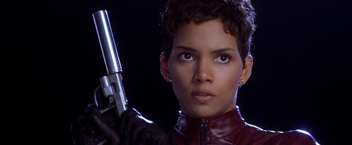 fuckyeahsavagesistas:Halle Berry as Jinx Johnsonin DIE ANOTHER DAY – 2002 Source: imfdb.o