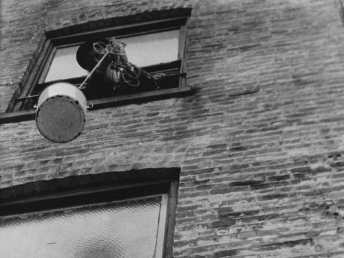  Rabbi Hendel Lieberman, a Lubavitcher hasid and friend of Schachter’s in New York, lowering a