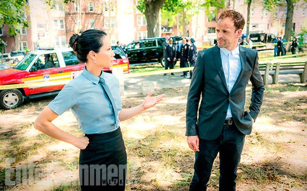 elementarystan:
“ EW: Elementary boss previews new threats in season 6 5
Elementary may be heading into its fifth season, but Sherlock and Watson’s partnership may not make it to the sixth.
What’s next for Bell?
Rob Doherty: We talked about things...