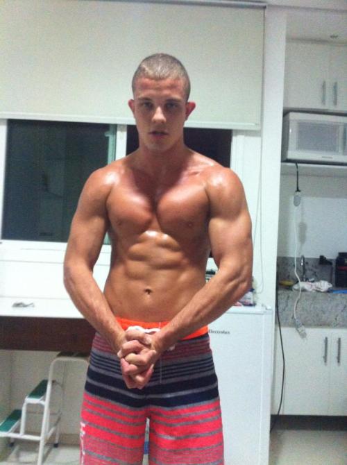 ksufraternitybrother:BRAZILIAN DUDEKSU-Frat Guy: Over 84,000 followers and 56,000 posts.Follow me at: ksufraternitybrother.tumblr.com