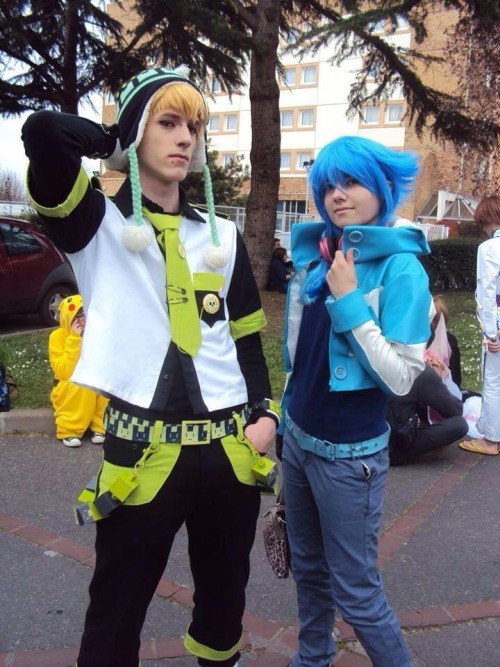 arielsbab:Accado and Hirako Cosplay of Noiz and Aoba from Dramatical MurderThere video Dramatical Mu