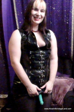 mistressaliceinbondageland:  mistressaliceinbondageland: