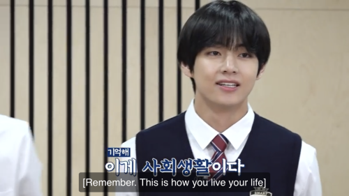 GDISSH HES SO ANNOYING PLEASE