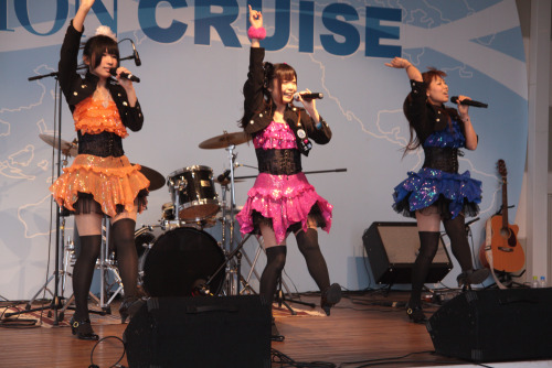 T-princess、マイユ(イベントMC及びギター弾き語り)2014.05.05　Smile Eyes Music Live(ニューポートひたちなか「ファッションクルーズ」)