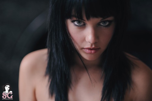 beautifulgirlsmakemesuicidal:  Mel Suicide  