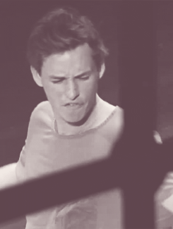 sirredmayne:favorite celebrity meme: [4/5] appearancesChildren’s Monologues - November 14th, 2010 
