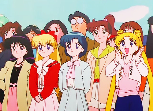 Bloooooooooooo Distinguishing Characters Through Fashion How The series takes place in tokyo, japan, where the sailor soldiers (セーラー戦士 sera senshi), a group of ten magical girls. distinguishing characters through
