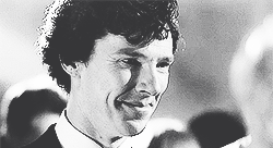 thescienceofobsession:  scullyseviltwin:  bilesandthesourwolf:  Johnlock AU in which