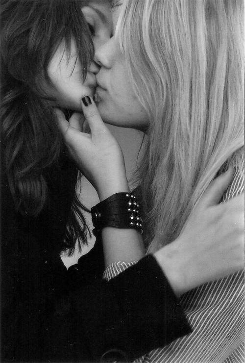 lezkingdom:  Bi-Lesbian corner: http://tinychat.com/lezkingdom : )  