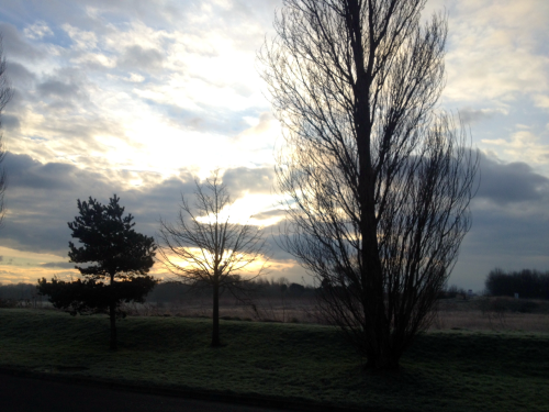 the-oxford-english-fangeek: Another pic from the morning commute - I don’t enjoy being cold bu